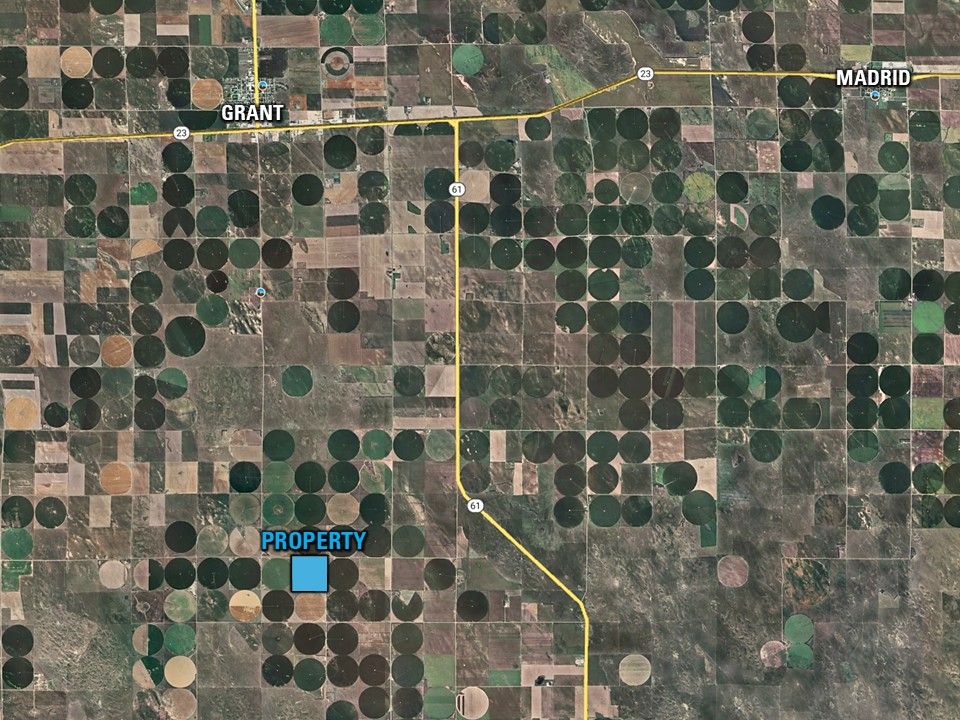 Listing Photo: Jurado - far